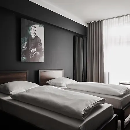 Groners Center Hostel *