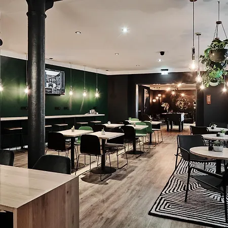 Hostel Groners Center *