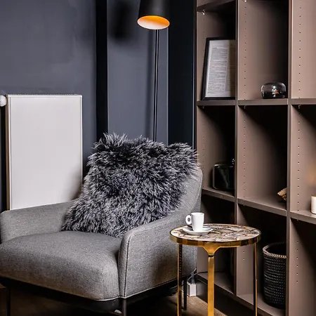 Groners Center Hostel *