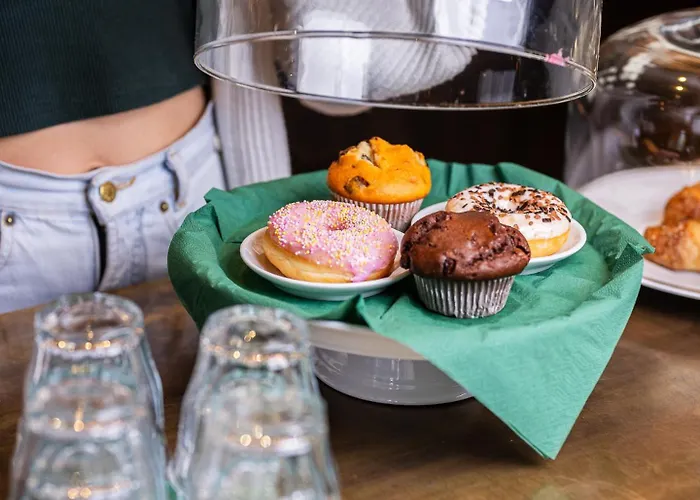 Vandrarhem Groners Center *