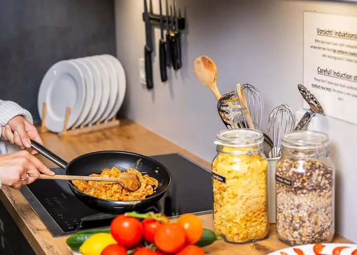 بيت شباب Groners Center لبسيا